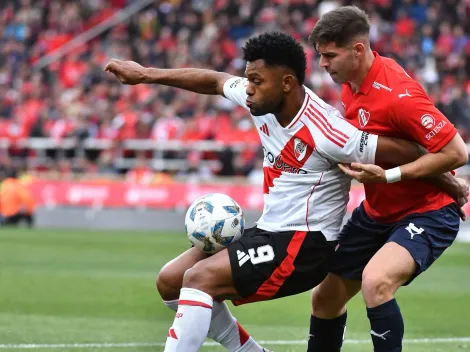 River Plate guarda futbolistas antes de jugar contra Colo Colo