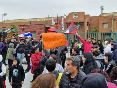 Marcha llega a la ANFP por polémicos cambios en el fútbol formativo