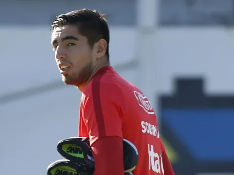 De Tezanos y Olmos reclaman por los arqueros de La Roja