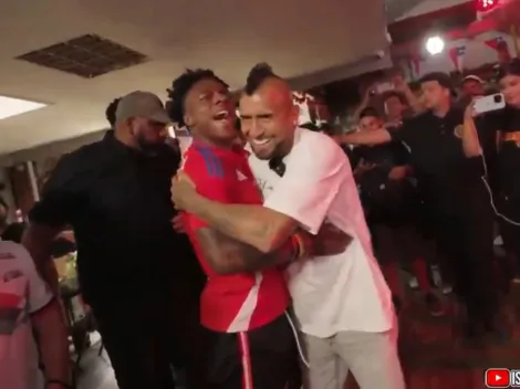 El streamer Speed y Arturo Vidal jugaron al "hoyito patada"