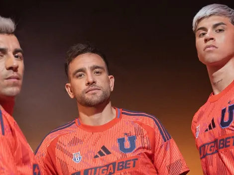 Universidad de Chile presenta nueva camiseta de visita para el 2025