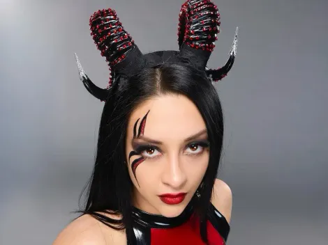 Stephanie Vaquer se luce con "merch" oficial en WWE