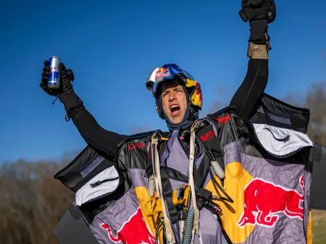 "Ardilla" Álvarez rompe tres récords mundiales en un solo salto