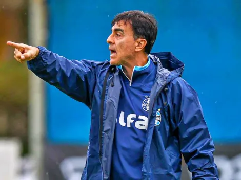 ¿Se acerca a Chile? Gustavo Quinteros es despedido en Gremio