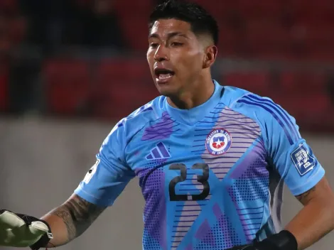 Campeón de América le presta ropa a Cortés y lo defiende