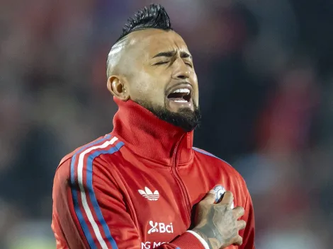 Vidal responde con grupo oración a eliminación chilena: "Si Dios ha..."