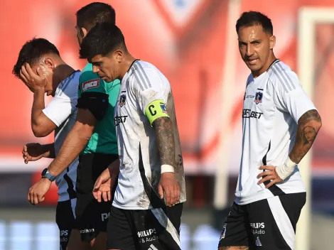 El plantel de Colo Colo y su polémica postura tras perder con la UC