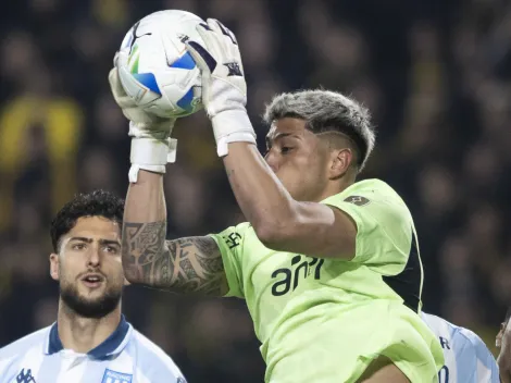 Peñarol no quiere que Cortés vuelva a Colo Colo: "Que se quede de por vida"