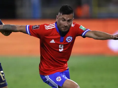 Jean Meneses regresa a Chile y es presentado en su nuevo club