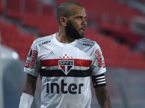 Clube do exterior confirma interesse na contratação de Daniel Alves, do São Paulo