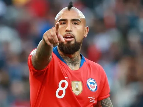 De saída da Inter, Vidal fica entre dois clubes