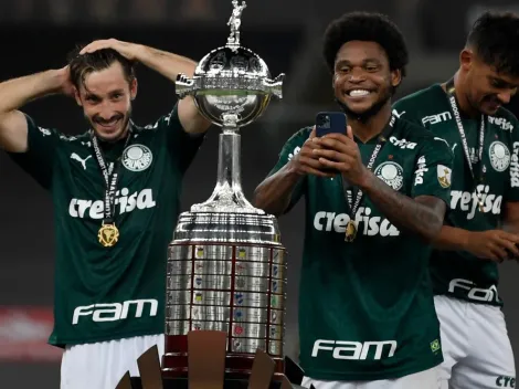 Com Viña perto da Roma, Palmeiras vai ao mercado e mira cria do Flamengo