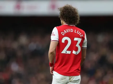 Fim da novela: David Luiz assina contrato de dois anos com novo clube