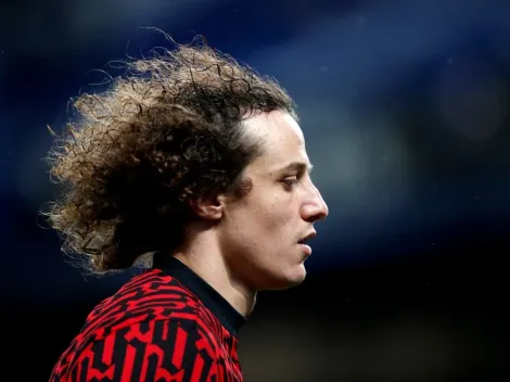 À espera de gigante brasileiro, David Luiz recusa proposta de grande clube europeu