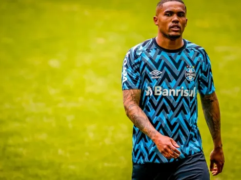 Douglas Costa recebe proposta para deixar o Grêmio