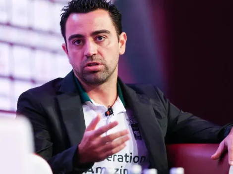 Xavi pede a chegada de atacante brasileiro ao Barcelona