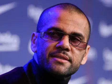 Daniel Alves manda forte 'recado' aos jogadores do Barcelona