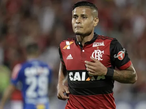 Everton, ex-Flamengo, assina com novo clube brasileiro