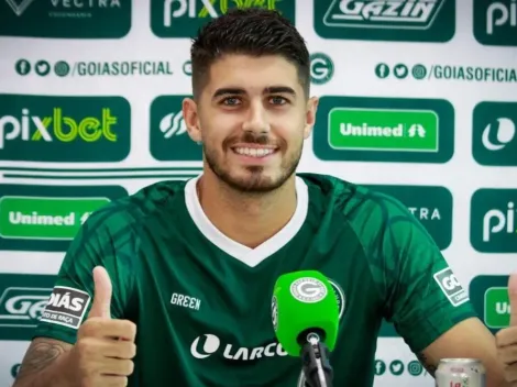 'Vim para ser campeão', diz novo atacante do Goiás em apresentação oficial