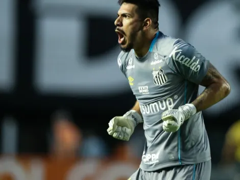 Santos define valor para liberar o goleiro João Paulo