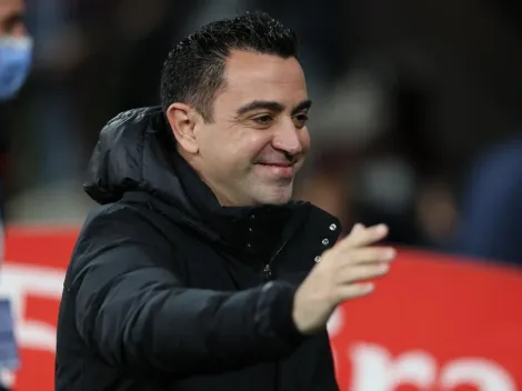 Xavi toma posição a respeito da continuidade de atacante no Barcelona