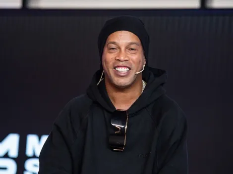 Ronaldinho revela que quase foi para gigante inglês antes de acertar com Barcelona