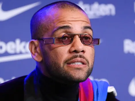 De saída do Barça, Dani Alves entra na mira de grande clube brasileiro