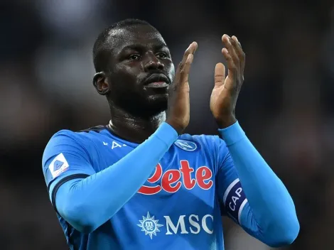 Na mira do Barcelona e de saída do Napoli, Koulibaly pode assinar com gigante do futebol italiano