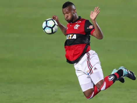 Ex-Flamengo, zagueiro Rafael Vaz é anunciado por clube da Serie A