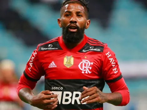 Gigante brasileiro negocia a contratação do lateral Rodinei, do Flamengo