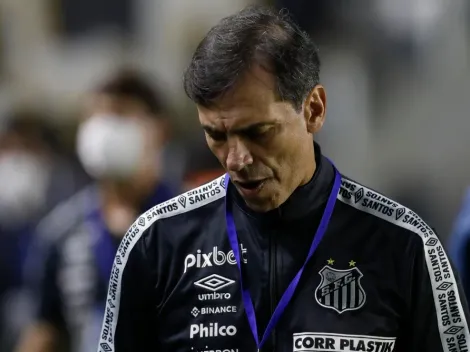 Santos anuncia a demissão de Fabián Bustos após eliminação na Sul-Americana