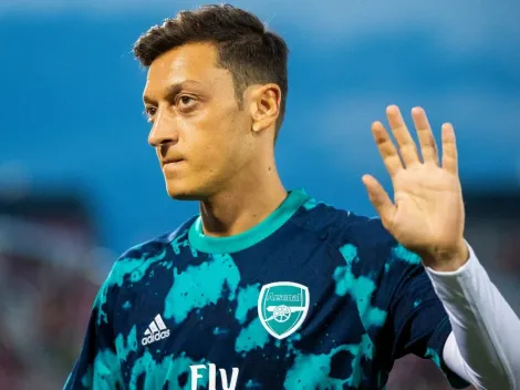 Torcida de gigante brasileiro levanta campanha pela contratação de Özil, livre no mercado