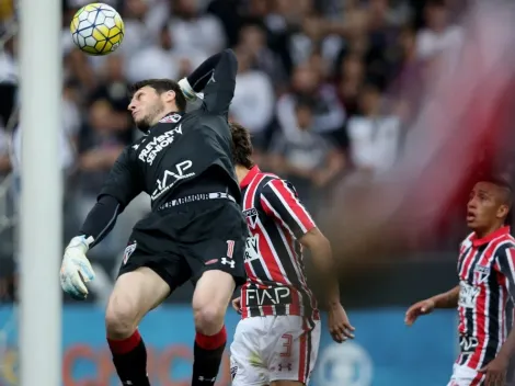 Grande clube brasileiro anuncia a contratação do goleiro Denis, ex-São Paulo