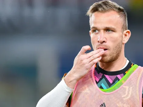 Fora dos planos da Juventus, Arthur fica próximo de ser anunciado por novo clube