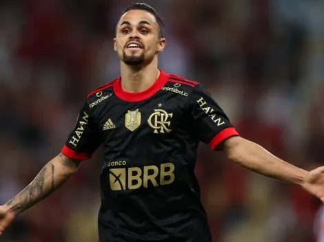 Gigante brasileiro entra na disputa e é mais um dos interessados em fechar com Michael, ex-Flamengo