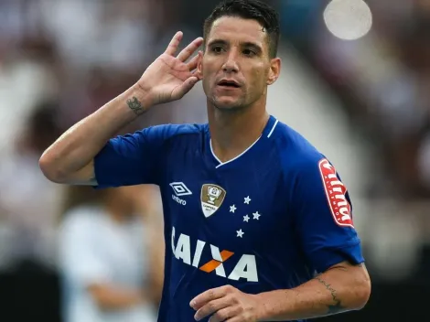 Gigante brasileiro encaminha a contratação do meia Thiago Neves para a próxima temporada