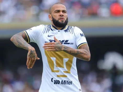 Dani Alves pode vestir as cores de gigante brasileiro após a Copa do Mundo