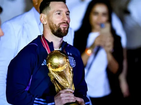 Messi liga para rádio após ser homenageado pelo título da Copa do Mundo