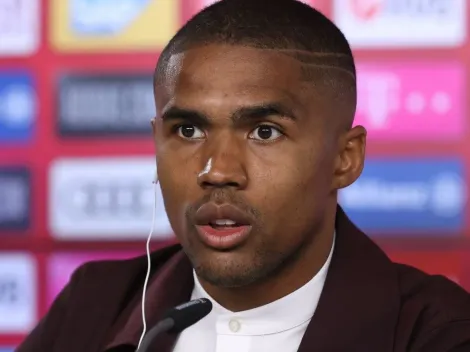 Douglas Costa sinaliza positivo e pode pintar como grande reforço de gigante brasileiro para a disputa do Brasileirão