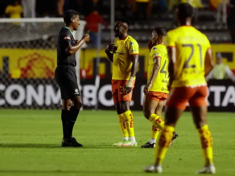 Jogador se pronuncia após ser criticado pela forma física em confronto contra o Flamengo pela Libertadores