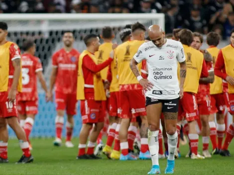 Corinthians fecha com novo treinador para a temporada e torcedores lamentam: "Rumo a Serie B"