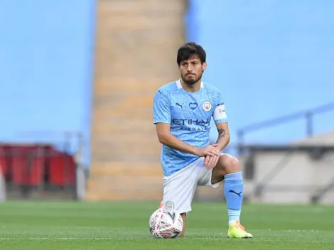 David Silva não fica em cima do muro e elege o melhor jogador de futebol de todos os tempos