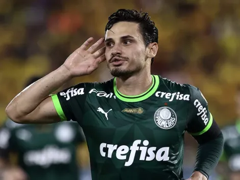 Após interesse da Premier League e do Barcelona, Palmeiras define o futuro do meia Raphael Veiga