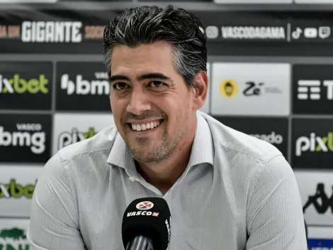 "Salários em dia e promessa de reforços"; Vasco encaminha novo treinador e torcida aprova na web