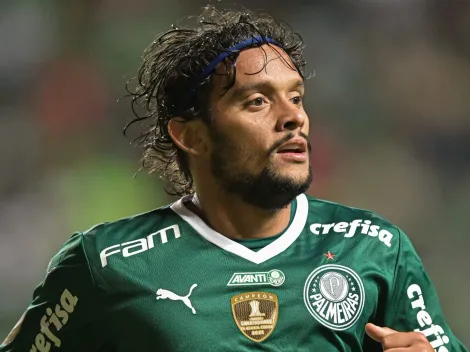 Gigante do futebol brasileiro avança pela contratação do meia Gustavo Scarpa, ex-Palmeiras