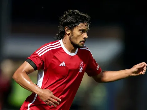 Nottingham Forest coloca Gustavo Scarpa no mercado e clubes estão de olho no meia