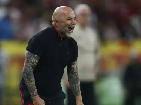 Sampaoli perde a linha ao vivo e torcida do Flamengo não perdoa técnico