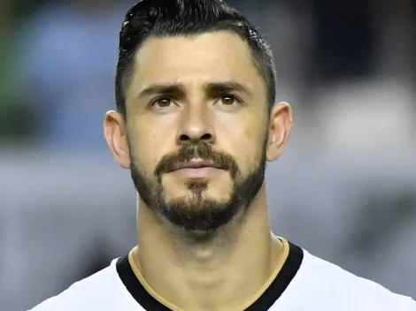 Giuliano, ex-Corinthians, pode ser o principal reforço do Santos na Série B