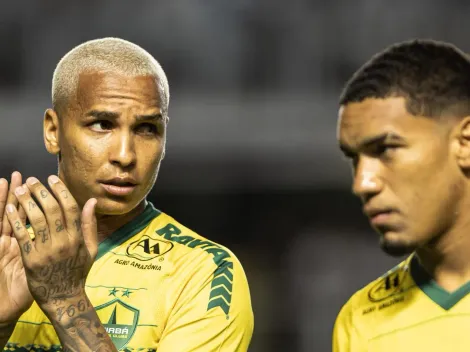 Denilson e mais um: Antônio Oliveira deve indicar reforços ao Corinthians