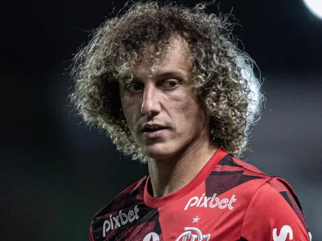 David Luiz surpreende e pode trocar o Flamengo pelo Internacional